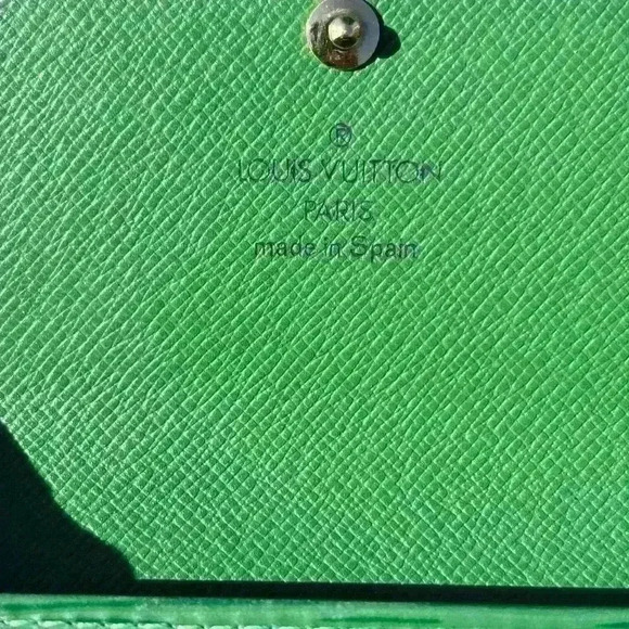 - LOUIS VUITTON LV Logo Riviera Hand Bag Epi Leather Green bundle w/ wallet - Picture 14 of 17